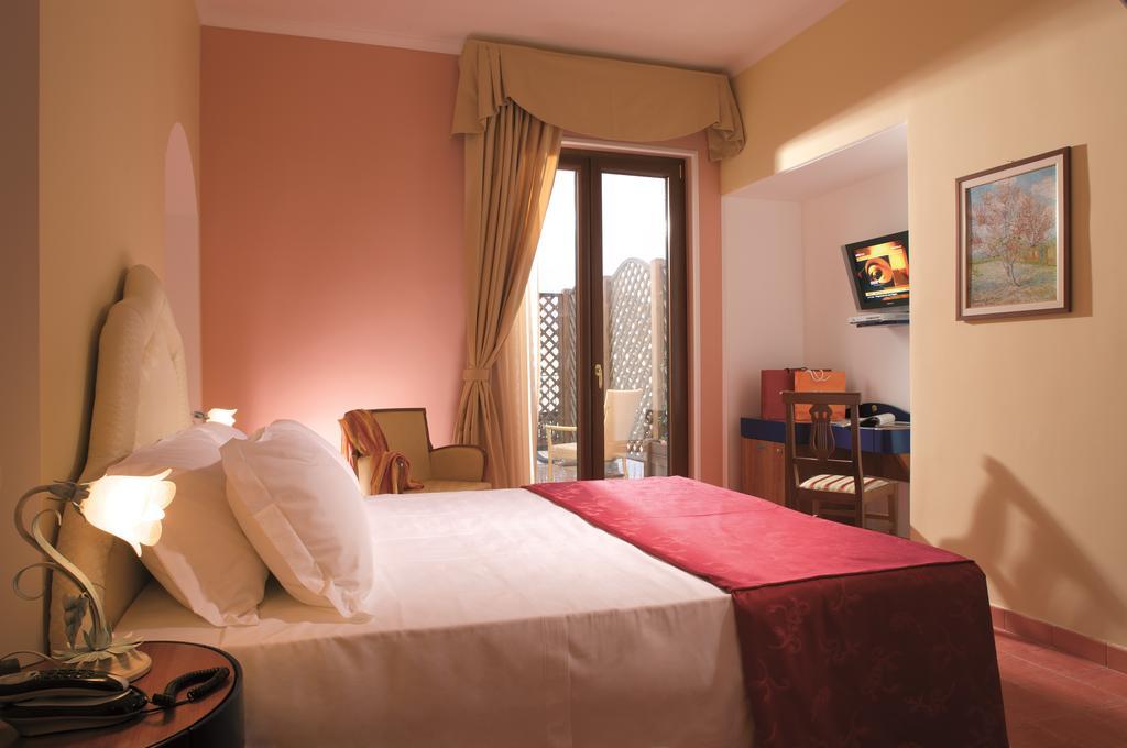 Hotel Prestige Sorrento Exterior photo